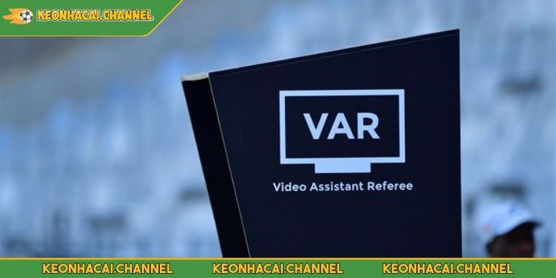 VAR Là Gì? Các Ưu Điểm Và Tầm Quan Trọng Trong Trận Bóng 4 Ưu thế vượt trội của công nghệ VAR cần biết